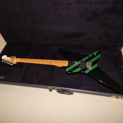 Kramer Voyager 1981 Graphic OHSC Strat Head Really Clean!! image 12