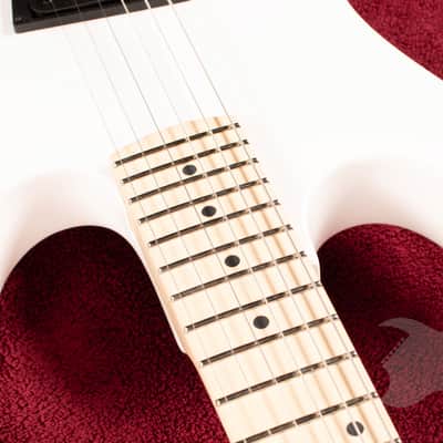 B.C. Rich Gunslinger Retro II with Floyd Rose - White image 5