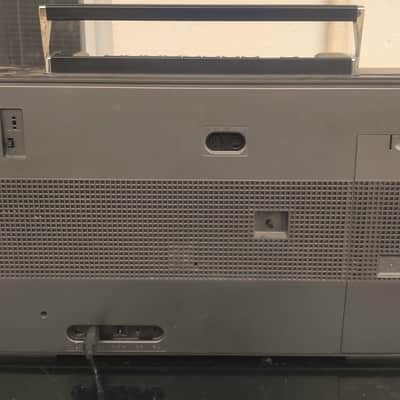 Rare vintage 1980's Grundig RR1140 SL in silver Boombox - Ghetto Blaster image 3
