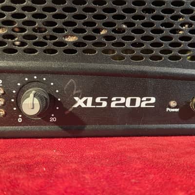 Crown XLS 202 2-Channel Power Amplifier image 3