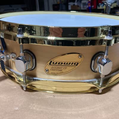 Ludwig Accent Classic CS 13x4” 2010 Maple image 1