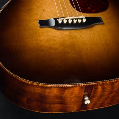 Bourgeois OMS DB Signature Figured Mahogany and Aged Tone Bearclaw Adirondack Spruce Sunburst Used (2022) image 15