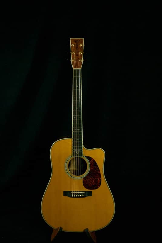 Martin DC Trey Anastasio 2005 natural image 1