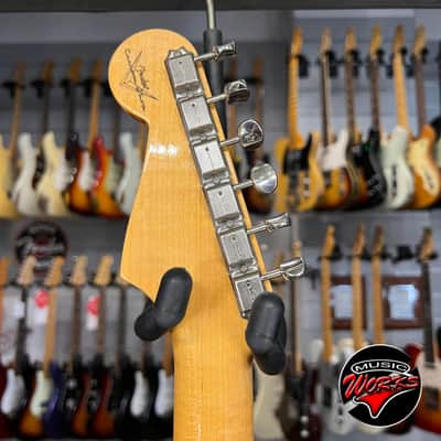 Fender Custom Shop Vintage Custom 62 Stratocaster Nos Sunburst image 6