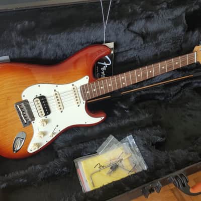 Fender USA Stratocaster HSS Shawbucker original case with Candy,EX Display Sienna Sunburst, ASH Body image 4