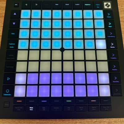 Novation Launchpad Pro MKIII Pad Controller 2020 - Present - Black image 3