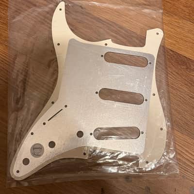 Fender 11-Whole Pickguard & Backplate 2020s - Tortoise She’ll image 5