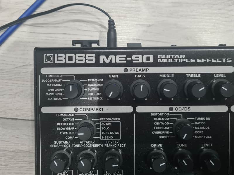 Boss ME-90