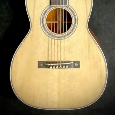 Martin Custom Shop 00-42 12 fret image 3