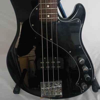 Fender Deluxe Dimension Bass IV with Rosewood Fretboard 2014 - 2016 - Black image 2