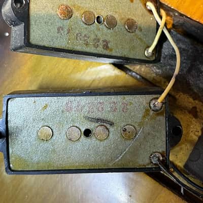 Fender Precision Bass 1973 - Three Tone Sunburst image 15