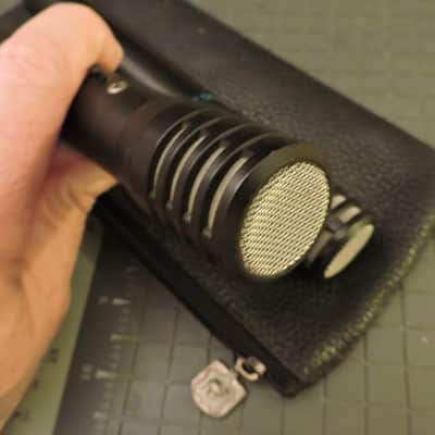 Shure BG 4.0 Condenser Microphones, pair image 4