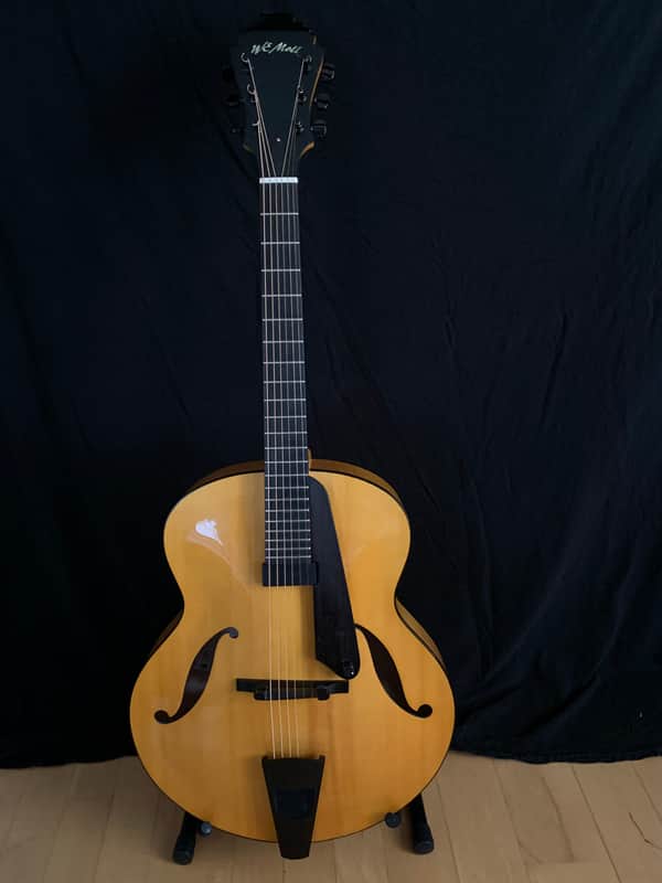 Bill Moll 18 Inch Classic Archtop Non-Cutaway 2004 Natural Spruce- Clear image 1