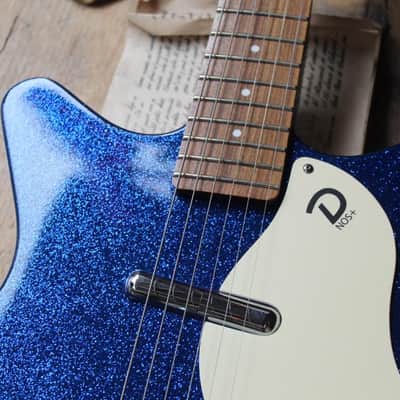 DANELECTRO 59M NOS+ Metalflake 60th Anniversary Blue Metalflake, 2, 88 KG image 6