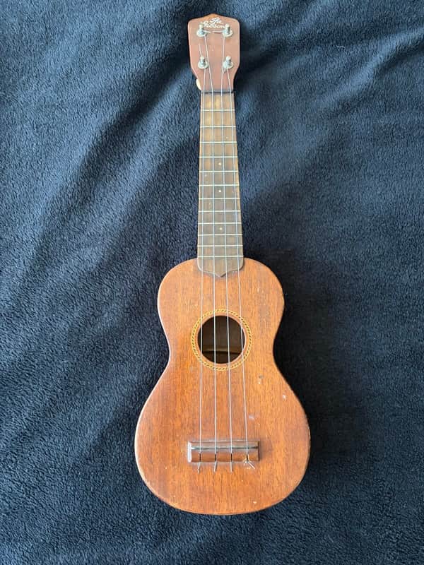 Vintage “The Gibson” Style 1 Soprano Ukulele image 1