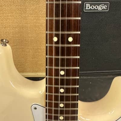 Fender Standard Roland Ready Stratocaster 2006 - 2012 - Arctic White image 7
