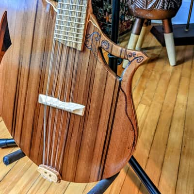Raysrootworks 10 string shell back tenor ukulele. image 16