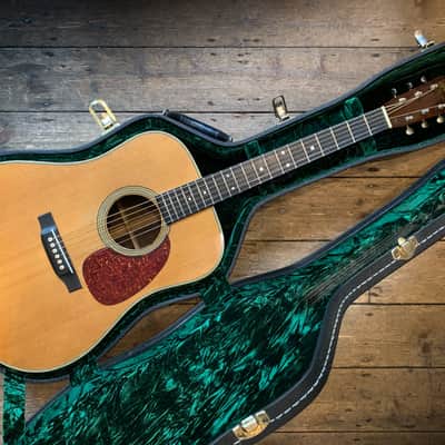 1952 Martin D 28 Dreadnought Acoustic & hard shell case image 18