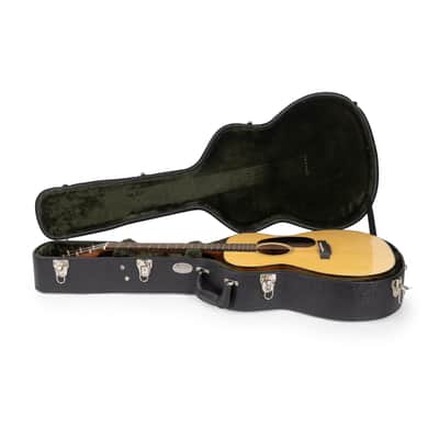 Martin 000-18 Standard Series Acoustic Guitar - Natural image 10