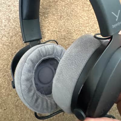 Beyerdynamic DT 700 PRO X Closed Back Headphones - 48 Ohms 2021 - Present - Black image 6