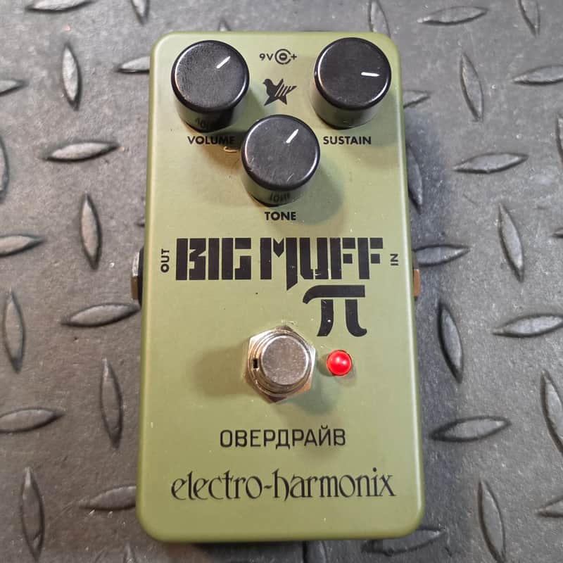 Electro-Harmonix Green Russian Big Muff Pi Fuzz Reissue 2017 - Present - Green image 1