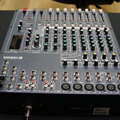 Yamaha MG124CX mixing console image 2