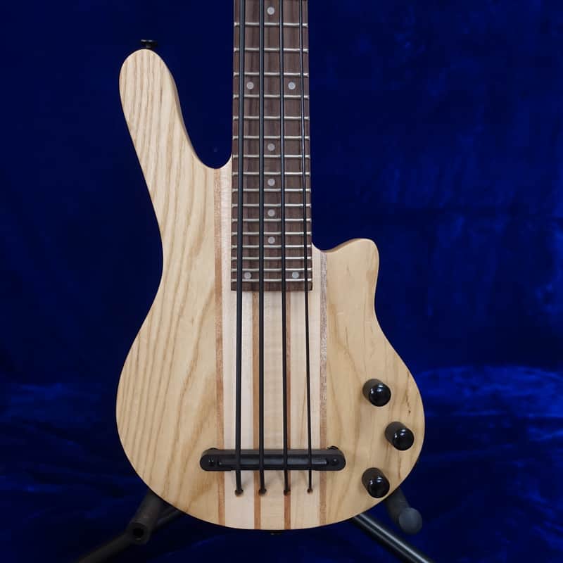 Mahalo Solid Electric Bass Ukulele, Bag - Natural Bild 1