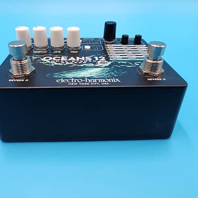 Electro-Harmonix EHX Oceans 12 Dual Stereo Reverb Guitar Effect Pedal Bass Plate image 9