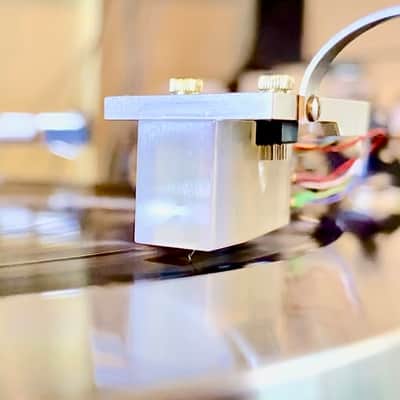 Koetsu Onyx Platinum MC Cartridge, Onyx Stone Body, Silverplated Copper Coil, Platinum Magnet imagen 21