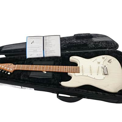 Anderson Icon Classic In-Distress TV White Guitar #03-06-26P image 4