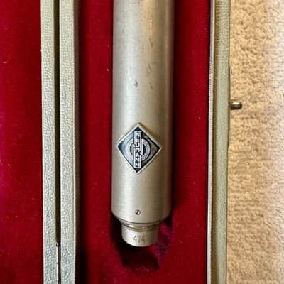 Neumann KM 84 Small Diaphragm Cardioid Condenser Microphone 1966–67 - Nickel image 2