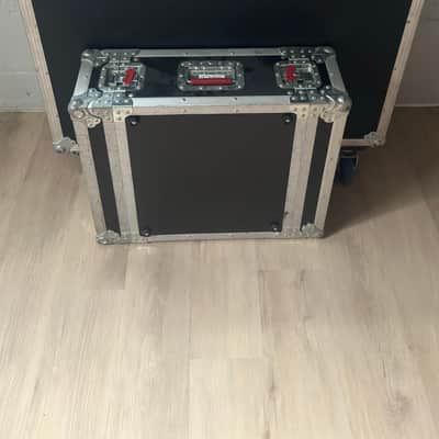 Behringer X32 40-Input 25-Bus Digital Mixing Console 2012 - Present - Black image 5