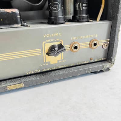 Supro Valco Chicago 51 1x10" Combo Amplifier 1947 - Gray image 11