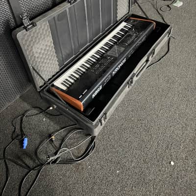 Korg KRONOS 2 88-Key Digital Synthesizer Workstation 2014 - Present - Black/Wood image 2