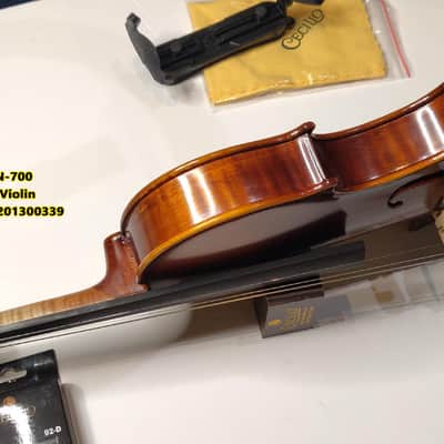 4/4 Advanced to Professional Level Violin Featuring Aged 7 Years+ Select Solid Spruce Top Highly Flamed One-Piece Maple Back and Sides, Real Ebony Components, Brazilwood Bows, Hand-Rubbed... image 16