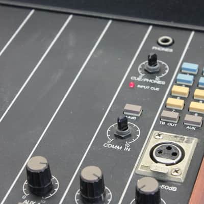 Yamaha 2408M 24 channel monitor mixing console image 12
