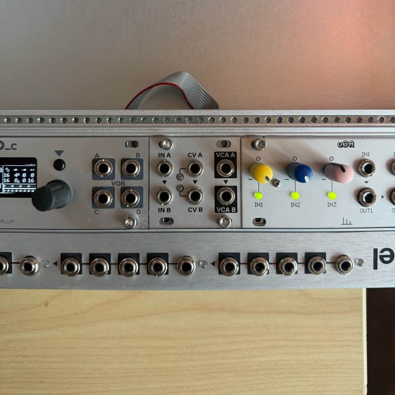 Intellijel Dual VCA 1U image 1