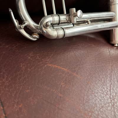 Buescher Model 9 Bb Trumpet (1921) (rare mute) (silver plated) (gold wash bell) (LP) SN 81491 image 10