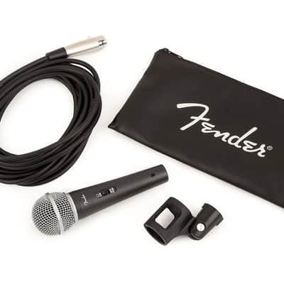 Fender P-52S Dynamic Vocal Microphone Kit with Bag, Cable & Clip image 1