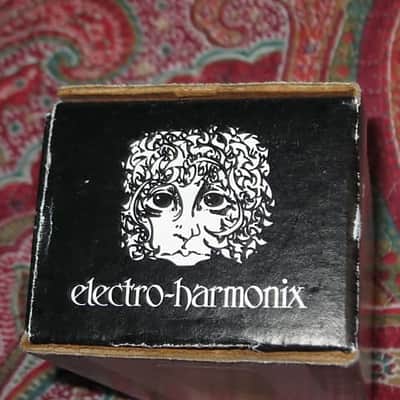 used condition Electro-Harmonix EMPTY CARDBOARD BOX and copy of Owner's Manual ONLY for Pocket Metal Muff (NO pedal, NO original Owner's Manual, NO warranty / registration paperwork) 2010s - BOX: cardboard - OUTER AREAS: Mostly black/GRAPHIC: black&white image 7