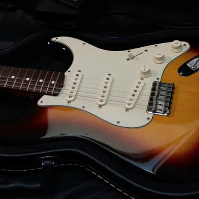 Fender Robert Cray Stratocaster 2004 - sunburst image 7