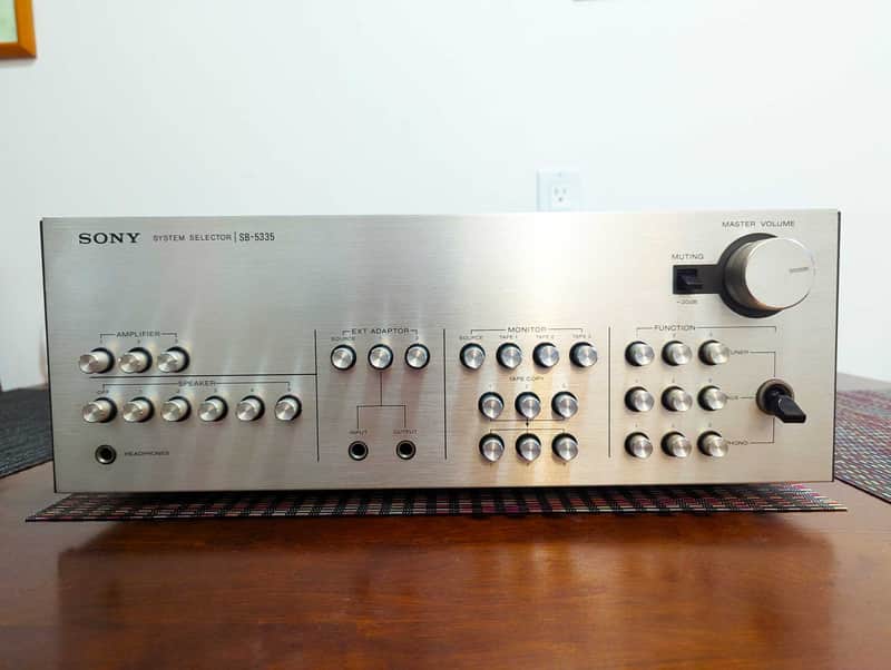 Sony SB-5335 Audio Selector: Input/Tape/Phono, 3 Amps, 5 Speakers
