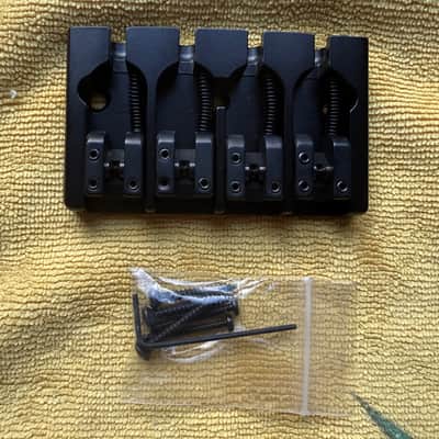 Hipshot 4-String A Style Bass Bridge - Aluminum Black image 3