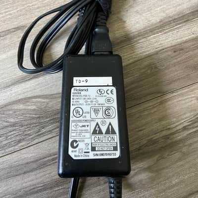 Roland TD-9 V-Drum Sound Module with wiring harness and mounts image 10