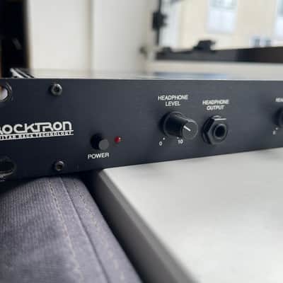 Rocktron Phantom Cab Speaker Simulator Rackmount Cabinet DI image 2