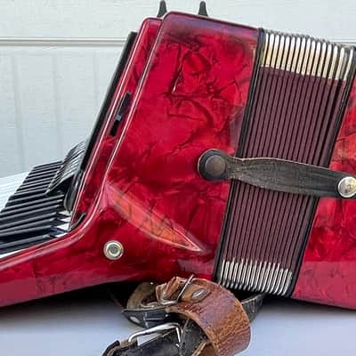 Rare Weltmeister Stella Accordion 11 Treble, 5 Bass image 5