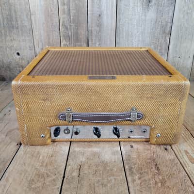 Fender Princeton 5F2-A Tweed 1960 All Original Except the Handle - Tweed image 16