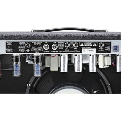 Fender '65 Deluxe Reverb Reissue 22-Watt 1x12" Guitar Combo - Black image 5