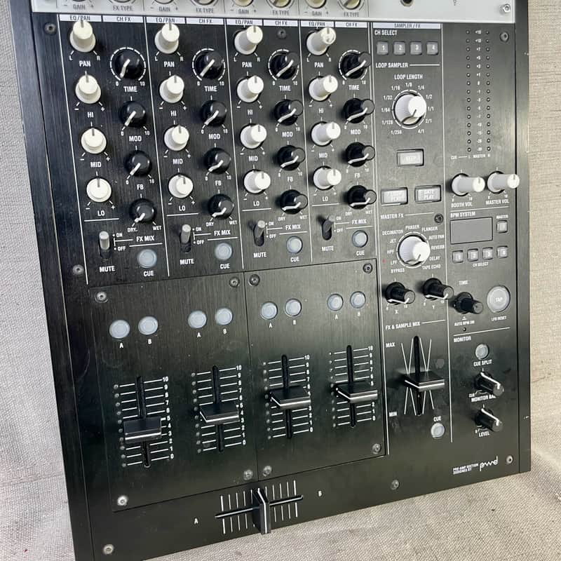 Korg Zero4 Four Channel Digital DJ Mixer FireWire Effects Zero 4