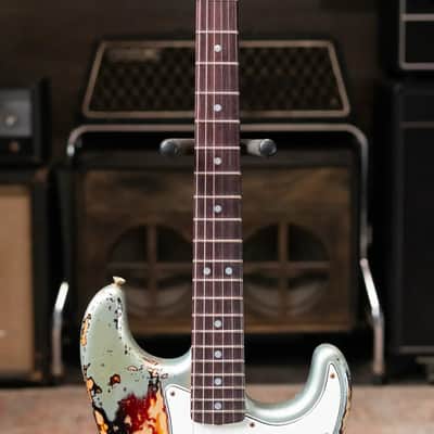 Fender Custom Shop 1965 Stratocaster Super Heavy Relic Electric Guitar - Super Faded Aged Firemist Silver over 3-Color Sunburst with Hardshell Case image 4